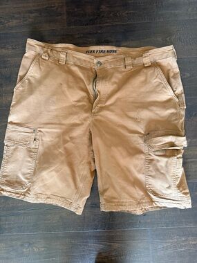 Duluth Trading Co Flex Fire Hose Cargo Shorts - tan